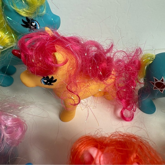 Mix of 7 my little pony dolls. Different color and sizes. Condition is pre-owned - Picture 5 of 11